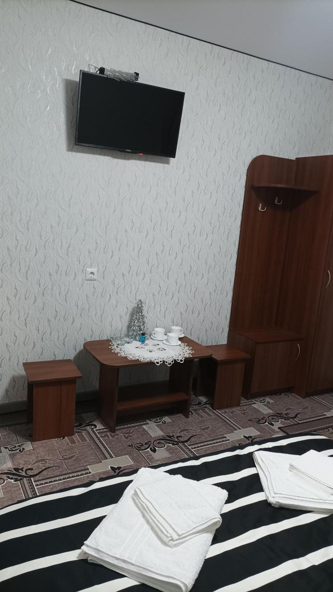 Готель Ассоль Khmelʼnytsʼkyy Exteriör bild